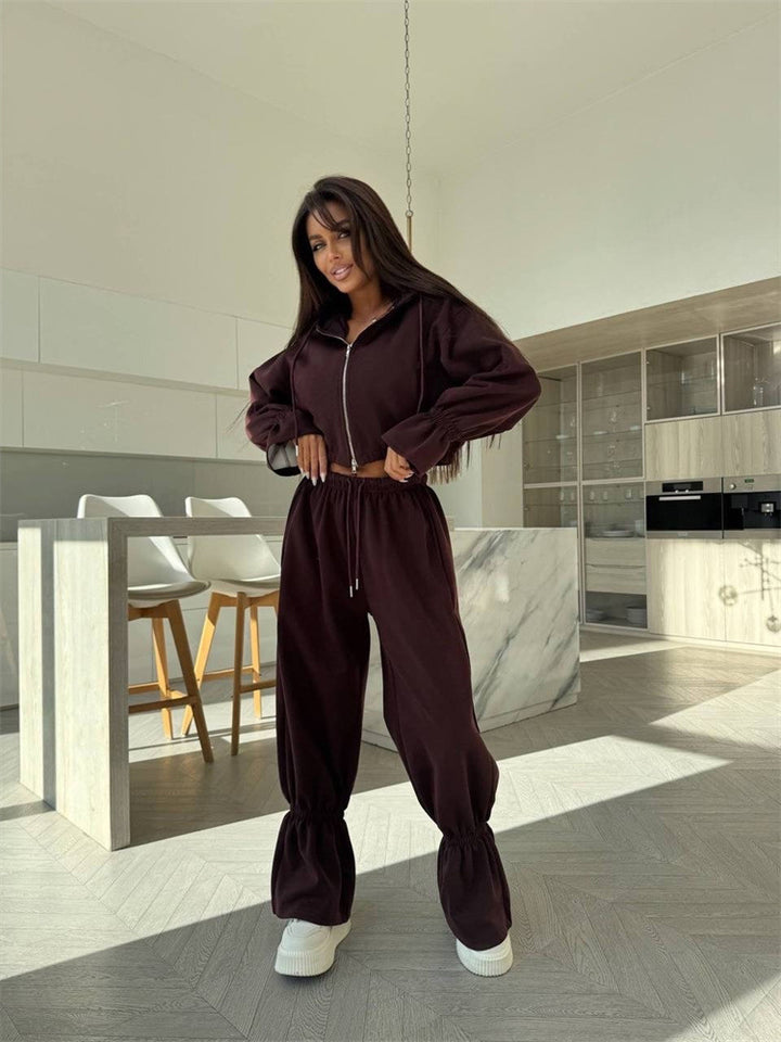 Dames sportieve cropped sweater en brede joggingbroek set Skjora