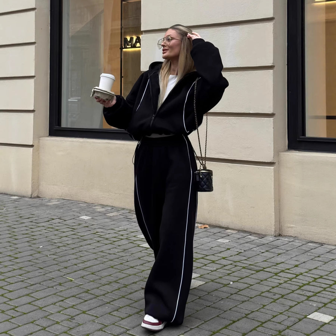 Dame sporty sett med cropped jakke og vide bukser Skjora