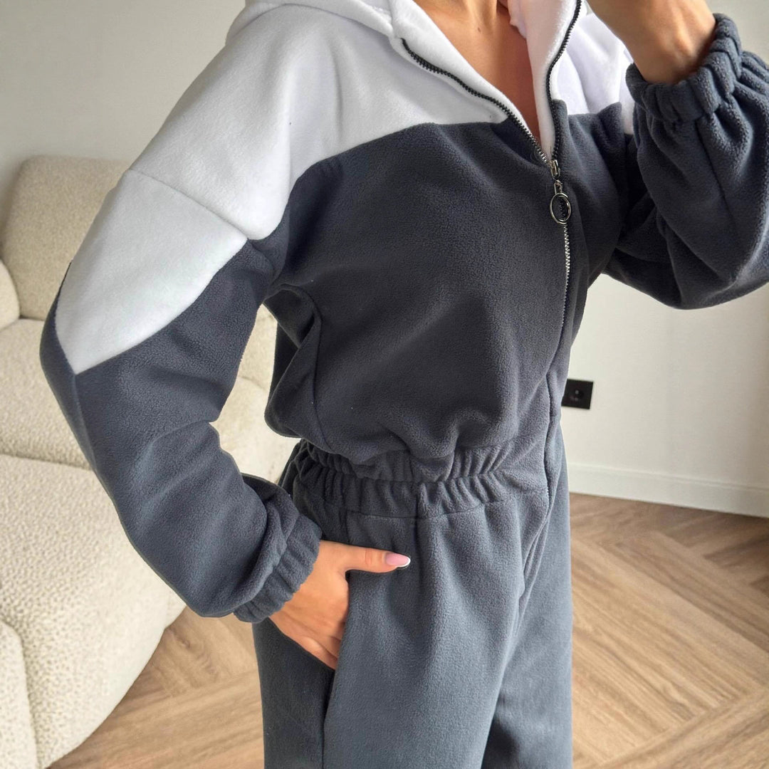 Kvinnes Casual Fleece Overall med Elegant Glidelås og Hette Skjora