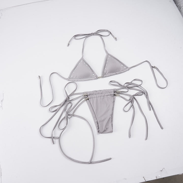 Dame bikini-sett med moteriktig triangeldesign og justerbare stropper Skjora
