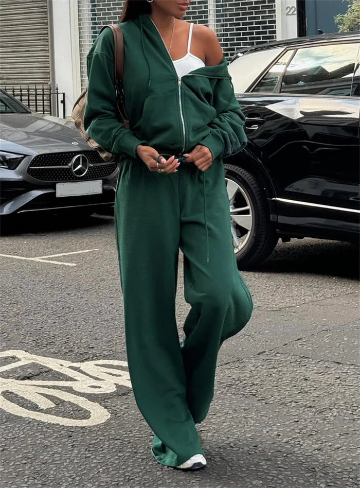 Dame hettegenser og løstsittende joggebukse-sett