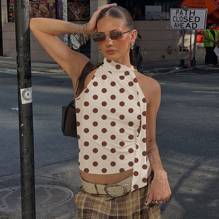 Dame asymmetrisk polka-prikket topp med høye skjæringslinjer og elegant halterdesign Skjora