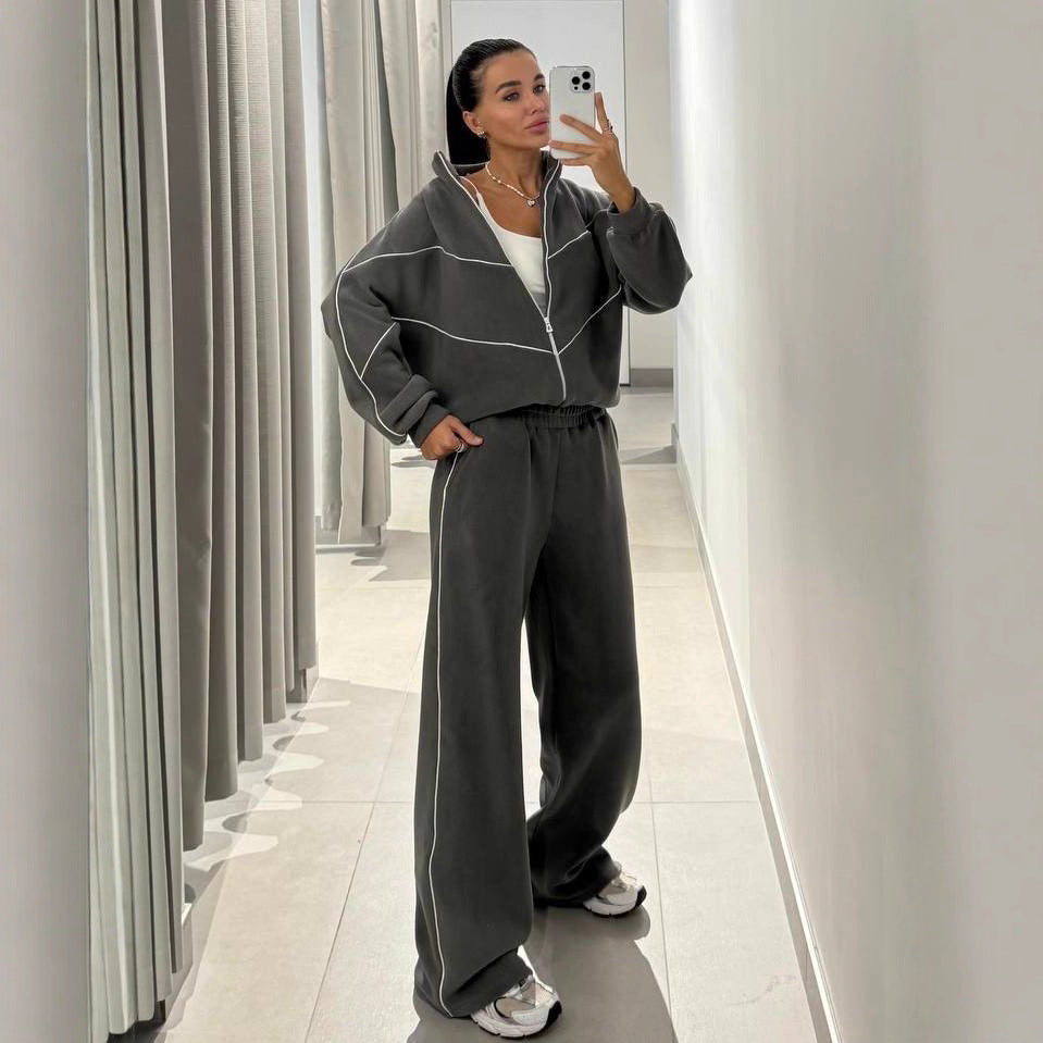 Kvinnes elegant fritid loungewear sett med lange ermer og glidelås Skjora