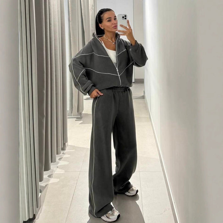 Kvinnes elegant fritid loungewear sett med lange ermer og glidelås Skjora