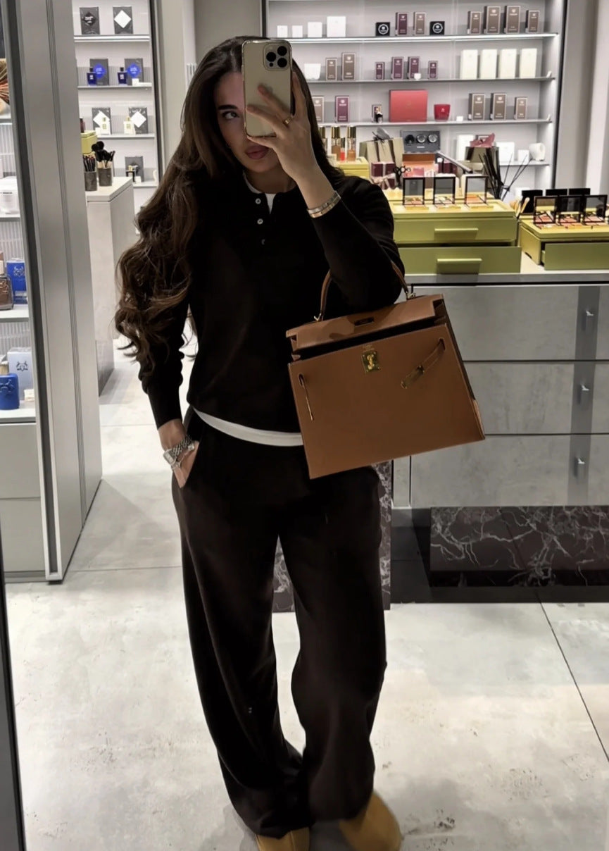 Kvinnens elegante premium loungewear-drakt med moderne snitt og pustende stoff Skjora