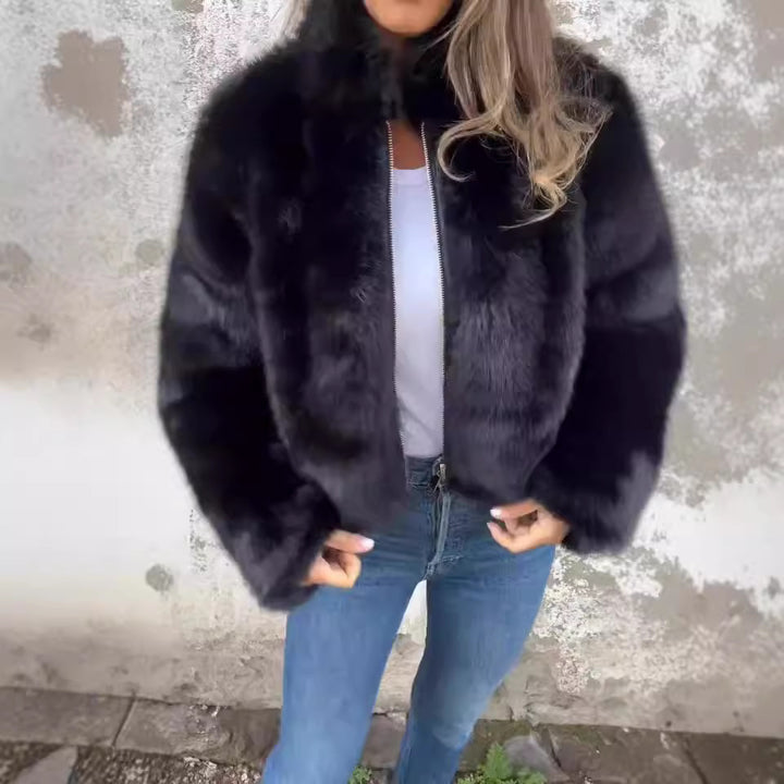 Kvinne Cozy Fleece Jakke med Høy Krage Skjora