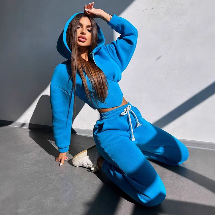 Kvinnegens cropped sweatshirt dress med høy krage og justerbar midje Skjora