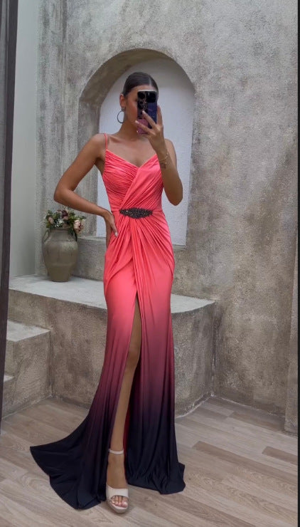 Dame Elegant Maxi Kjole med Dyp Splitt og Glitrende Detaljer Skjora