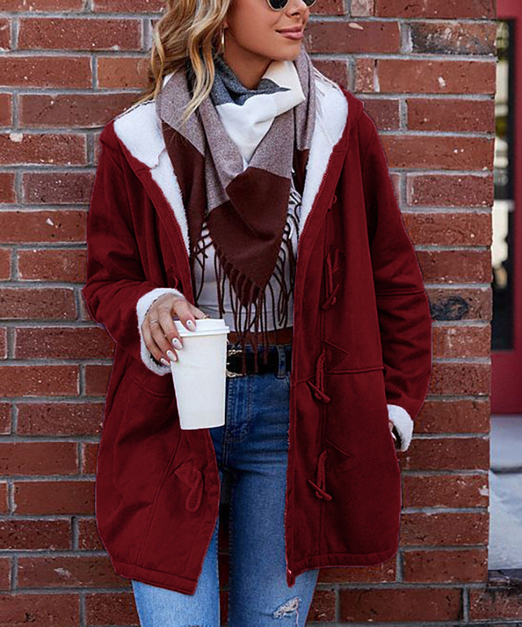 Women's comfortable and stylish outdoor jacket with fleece lining and adjustable drawstring Skjora