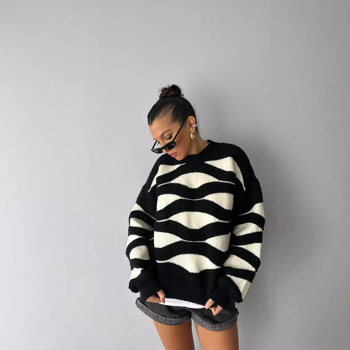 Kvinne Oversized Strikkegenser med Bølgemønster Skjora