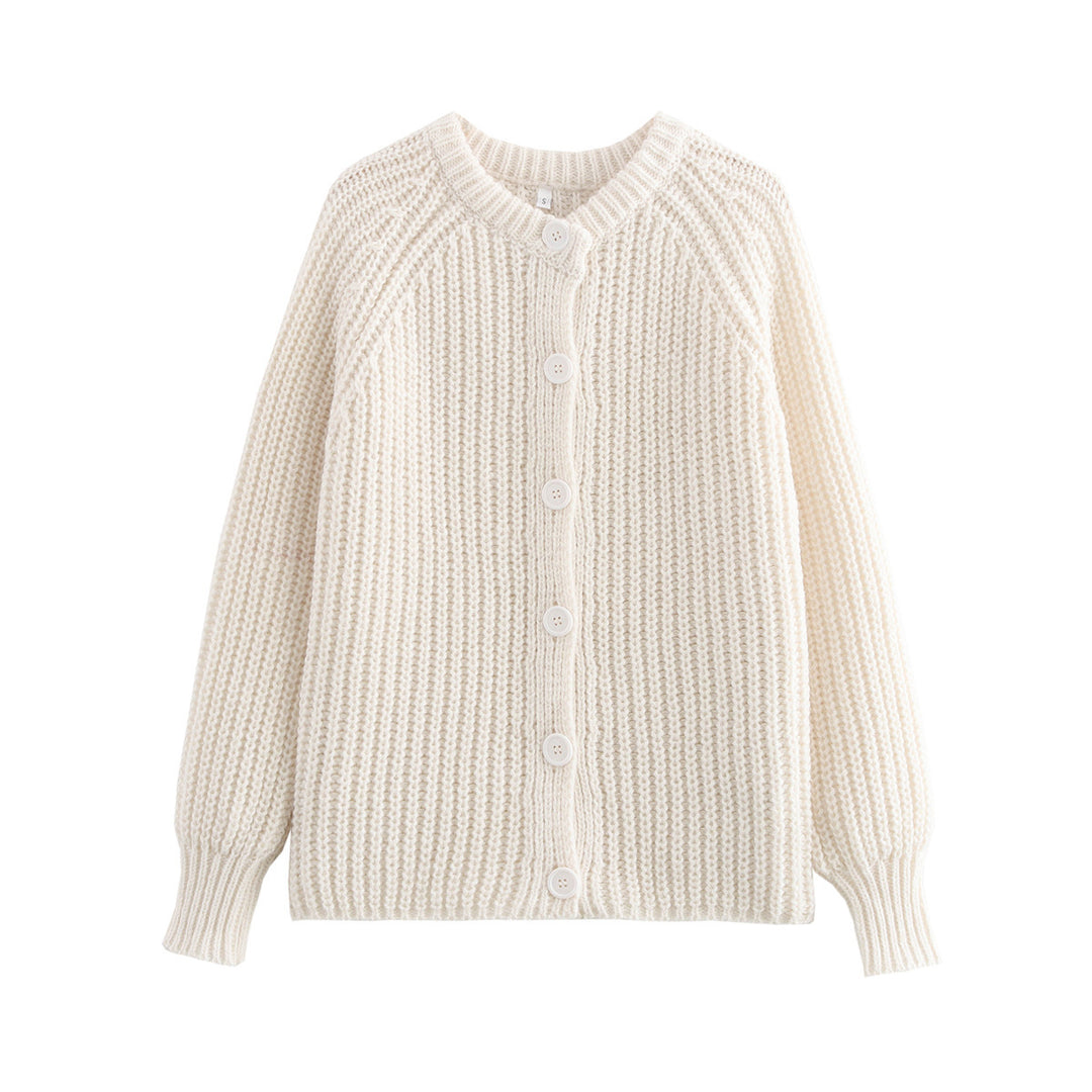 Kvinne koselig cardigan med vertikal ribbestruktur og store knapper Skjora