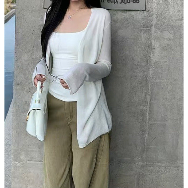 Kvinnens Lyse Cardigan Skjora