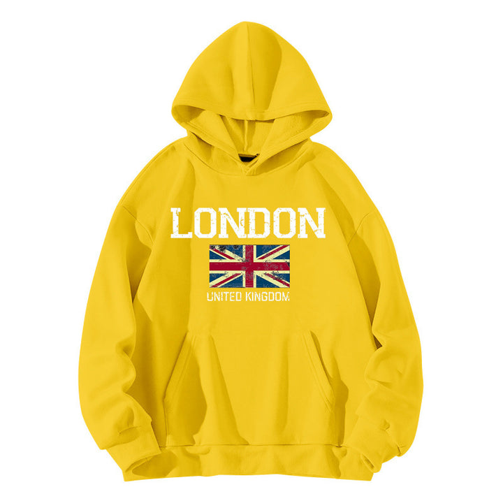 Damehoodie for kvinner i urban London stil med kengurulomme og komfortabel passform Skjora