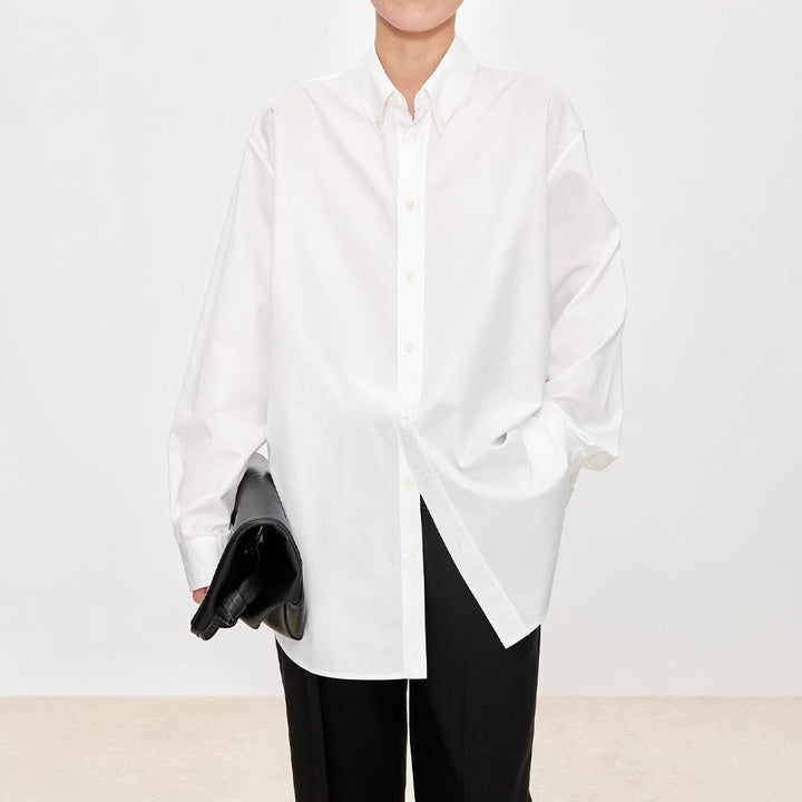 Damer elegant oversized bluse med klassiske knappedetaljer Skjora