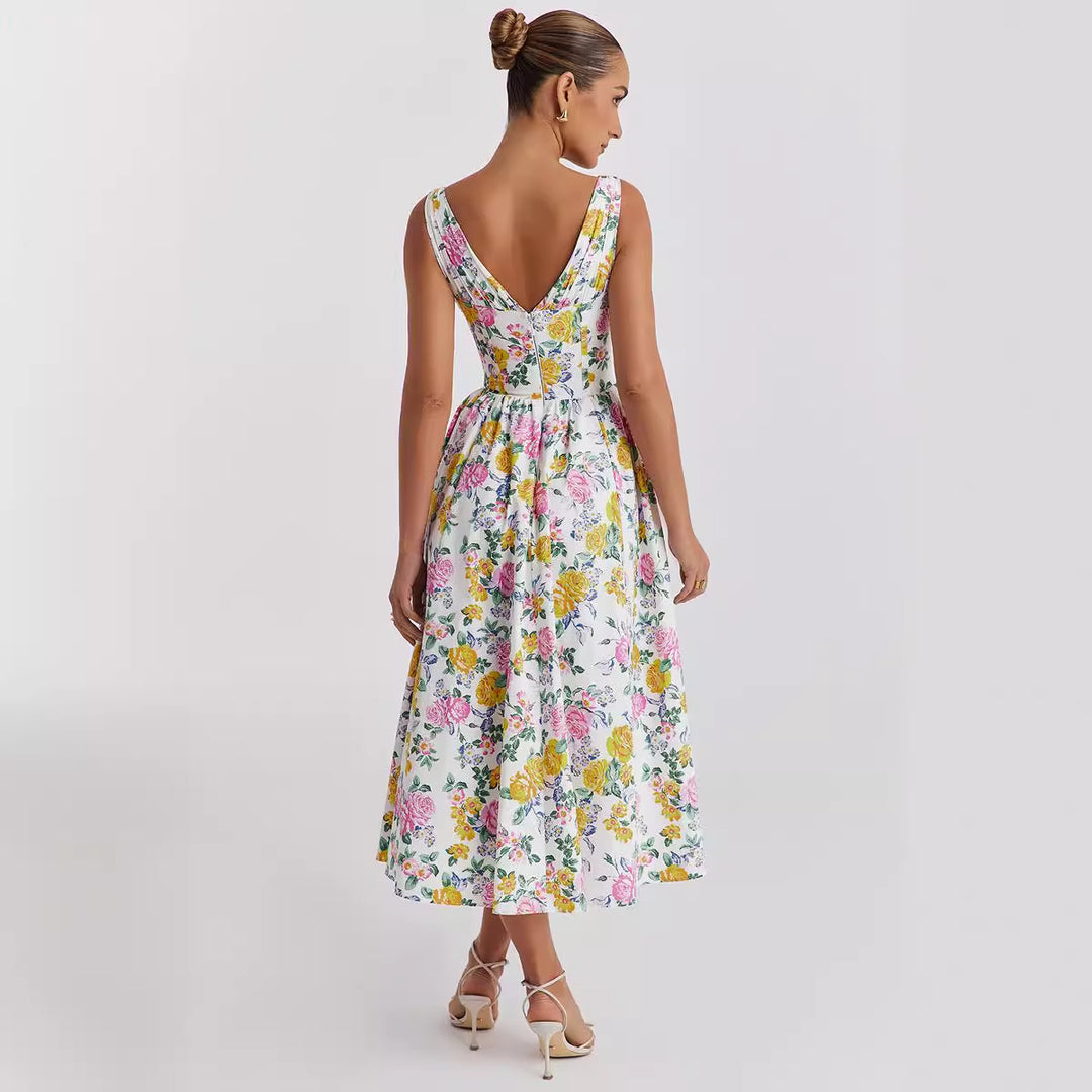 Dame midi kjole med blomsterdetaljer og tilpasset topp