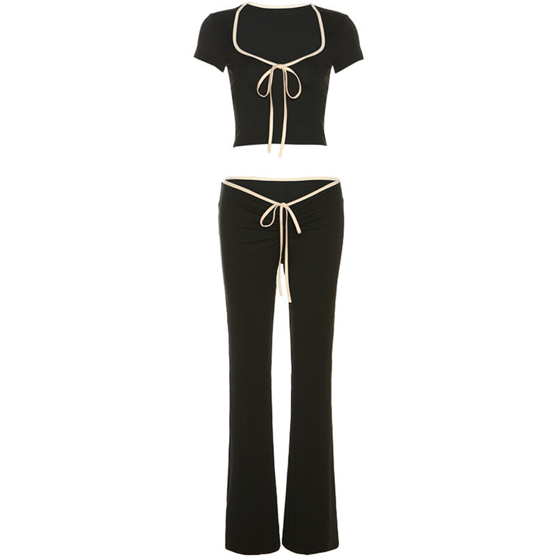 Damer Sporty Set med dyp utringning og elegant snøredrapering Skjora