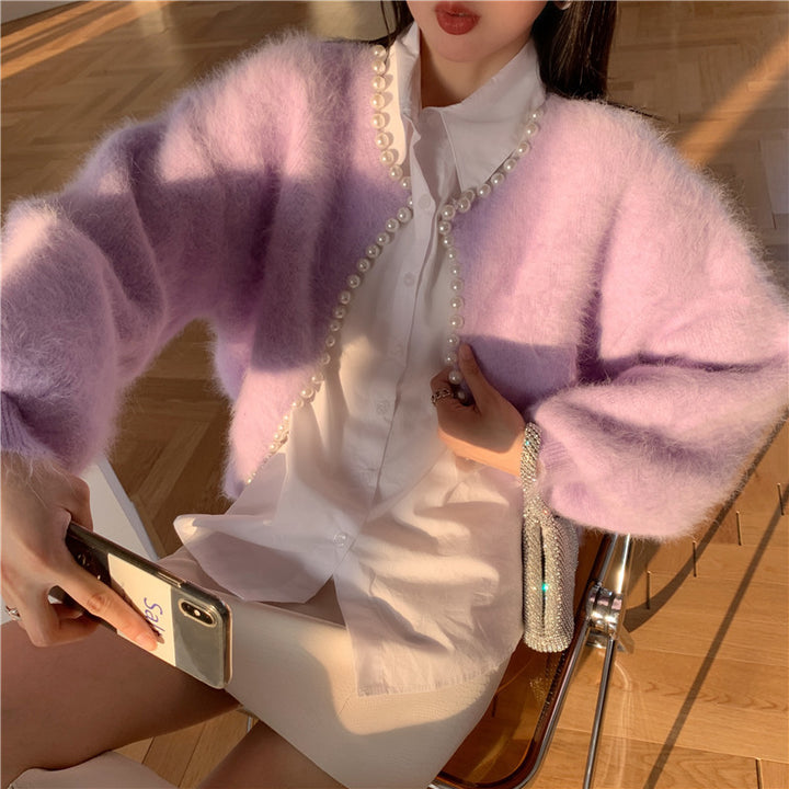 Kvinnens fluffy cardigan med perlekant og trendysnitt Skjora
