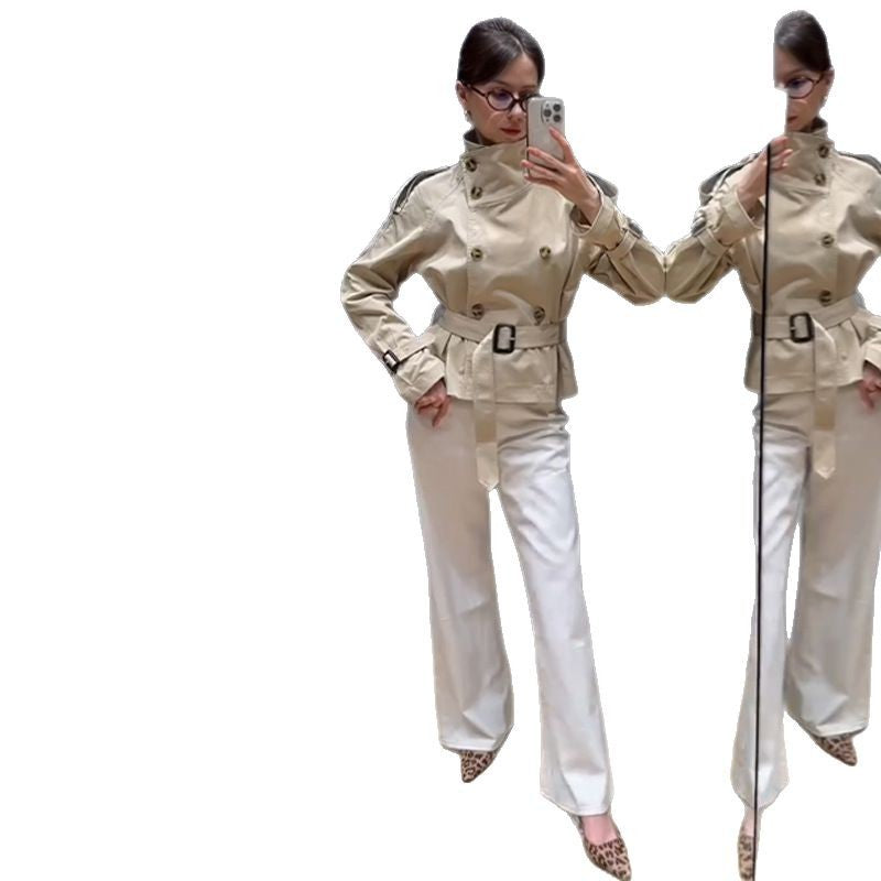 Skjora | Dame moteriktig trenchjakke med belte og dobbel knappåpning