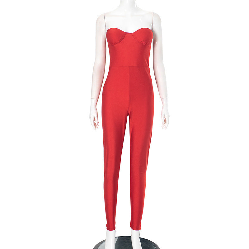 Dame figursydd jumpsuit med stroppeløst design og elegant snitt Skjora
