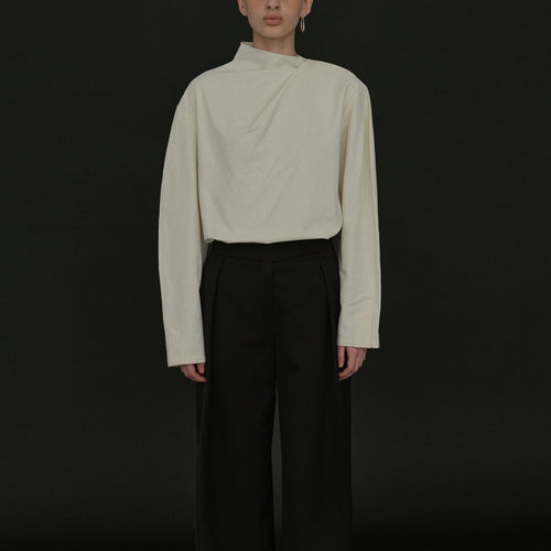 Damer Elegante topp med asymmetrisk krage og lange ermer Skjora