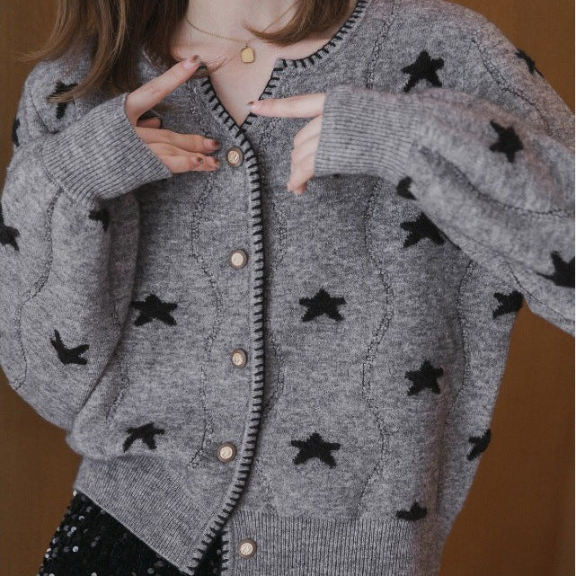 Dame cardigan med blomstermønster og knappdetaljer Skjora