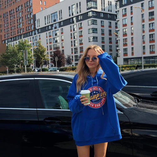 Dame casual hettegenser med iøynefallende logo og behagelig oversized passform Skjora