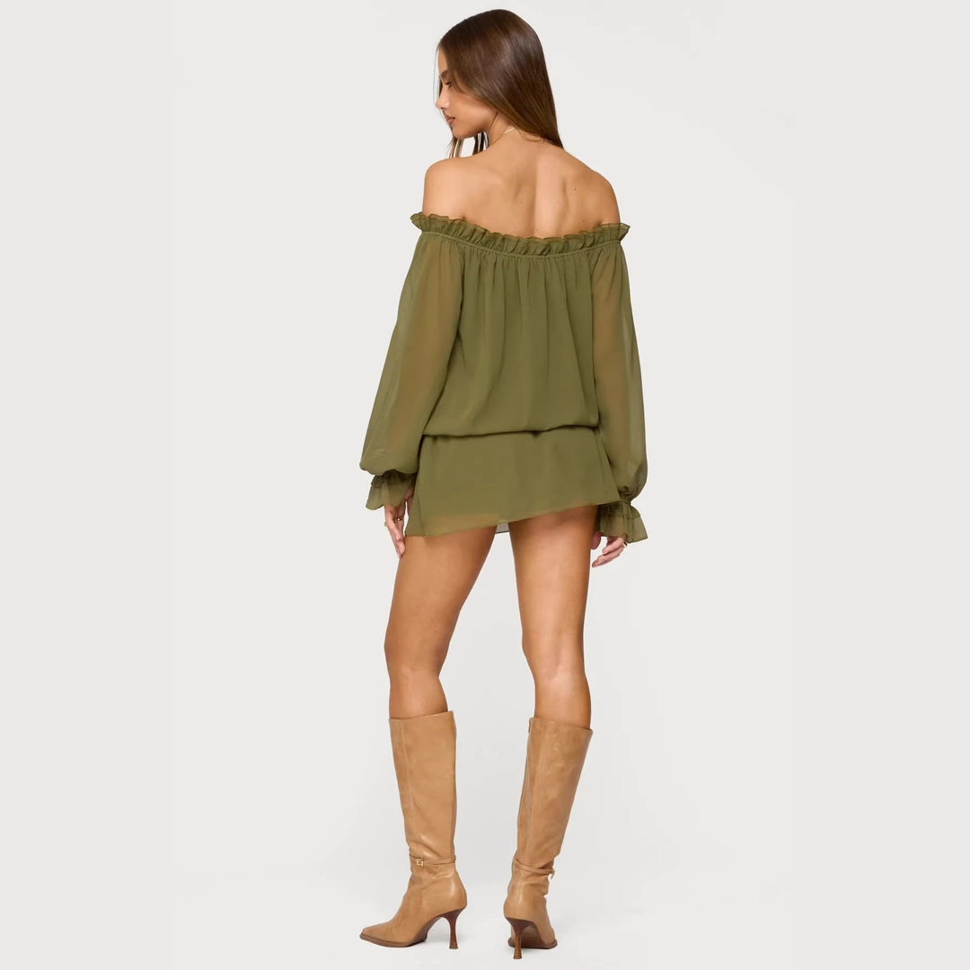 Dame Off-Shoulder Kjole med voluminøse Pufferm og Volangkant Skjora