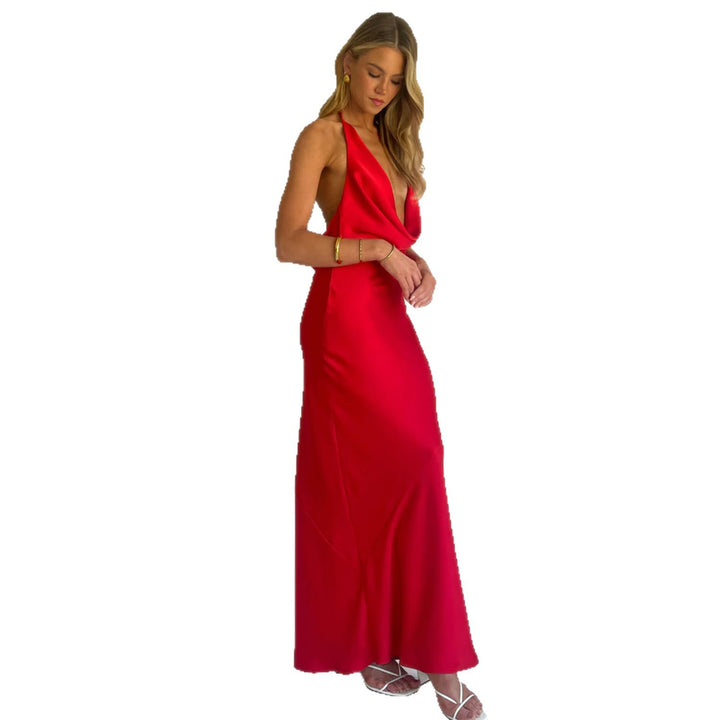 Kvinne maxi kjole med av- skuldrene design og elegant drapering design Skjora