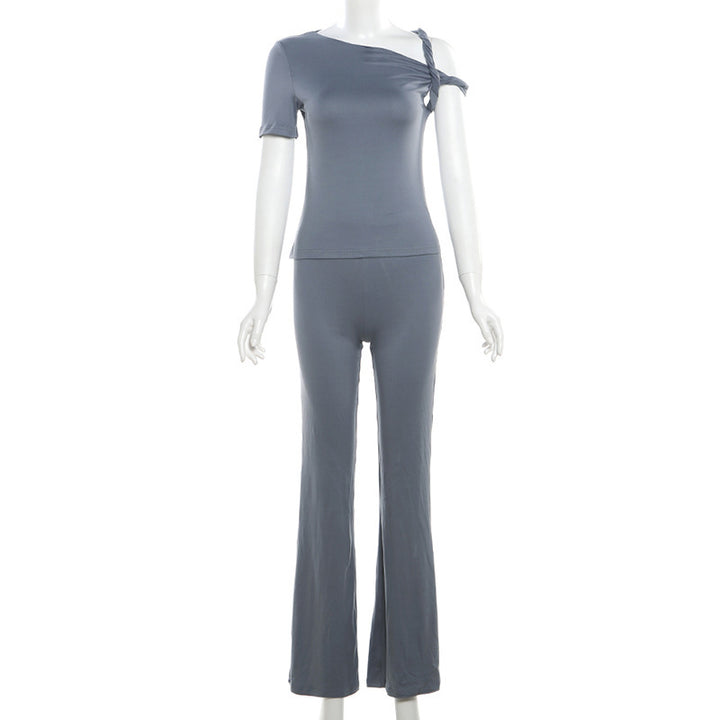 Damer Figurformet Jumpsuit med asymmetrisk snitt og elegant skulderfokus Skjora