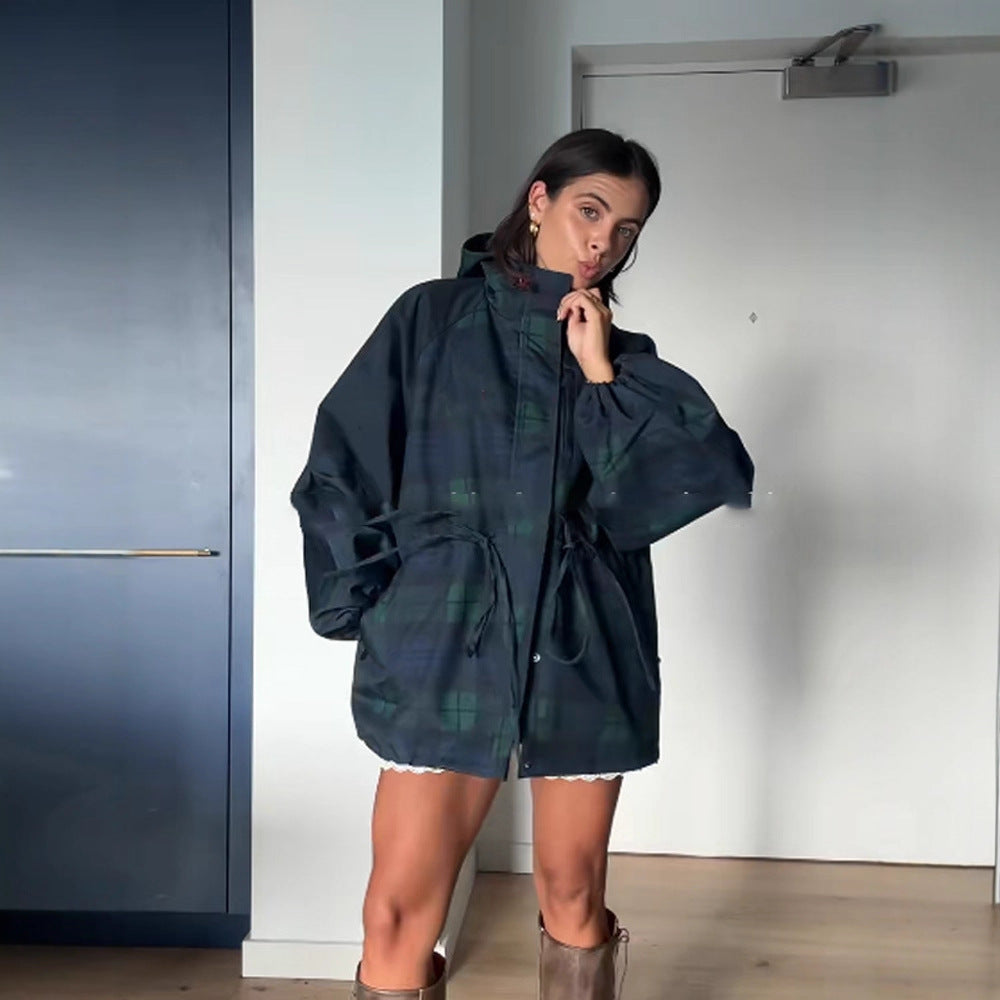 Kvinne casual jacket med trendy rutemønster og justerbart belte Skjora