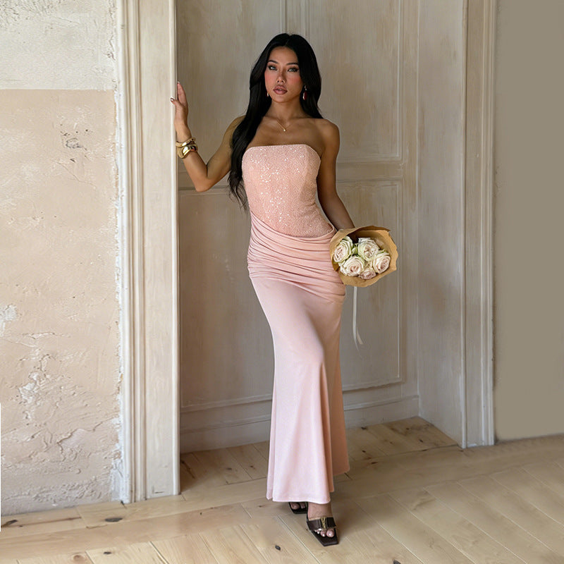 Kvinne Elegant Lang Kveldskjole med Figur-Fremhevende Volangdesign og Skinnende Paljetter