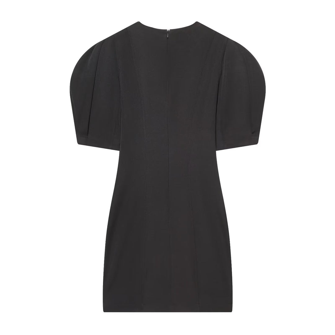 Damer elegant kjole med skulderputer og tidløst design Skjora