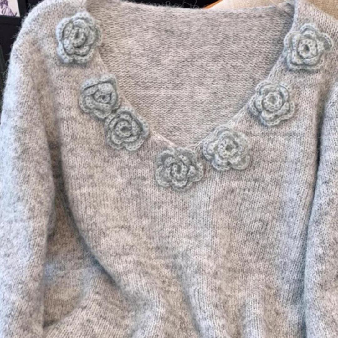 Damer strikkegenser med blomstrete detaljer Skjora