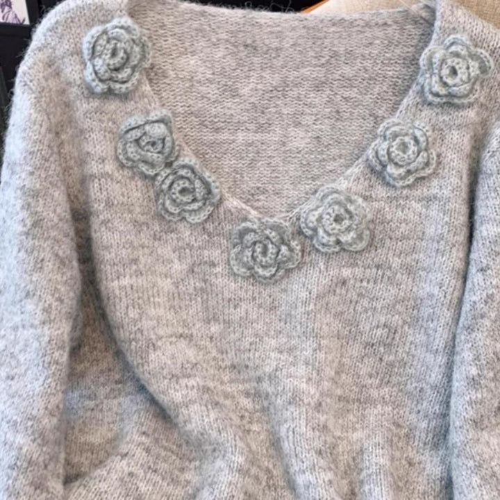 Damer strikkegenser med blomstrete detaljer Skjora