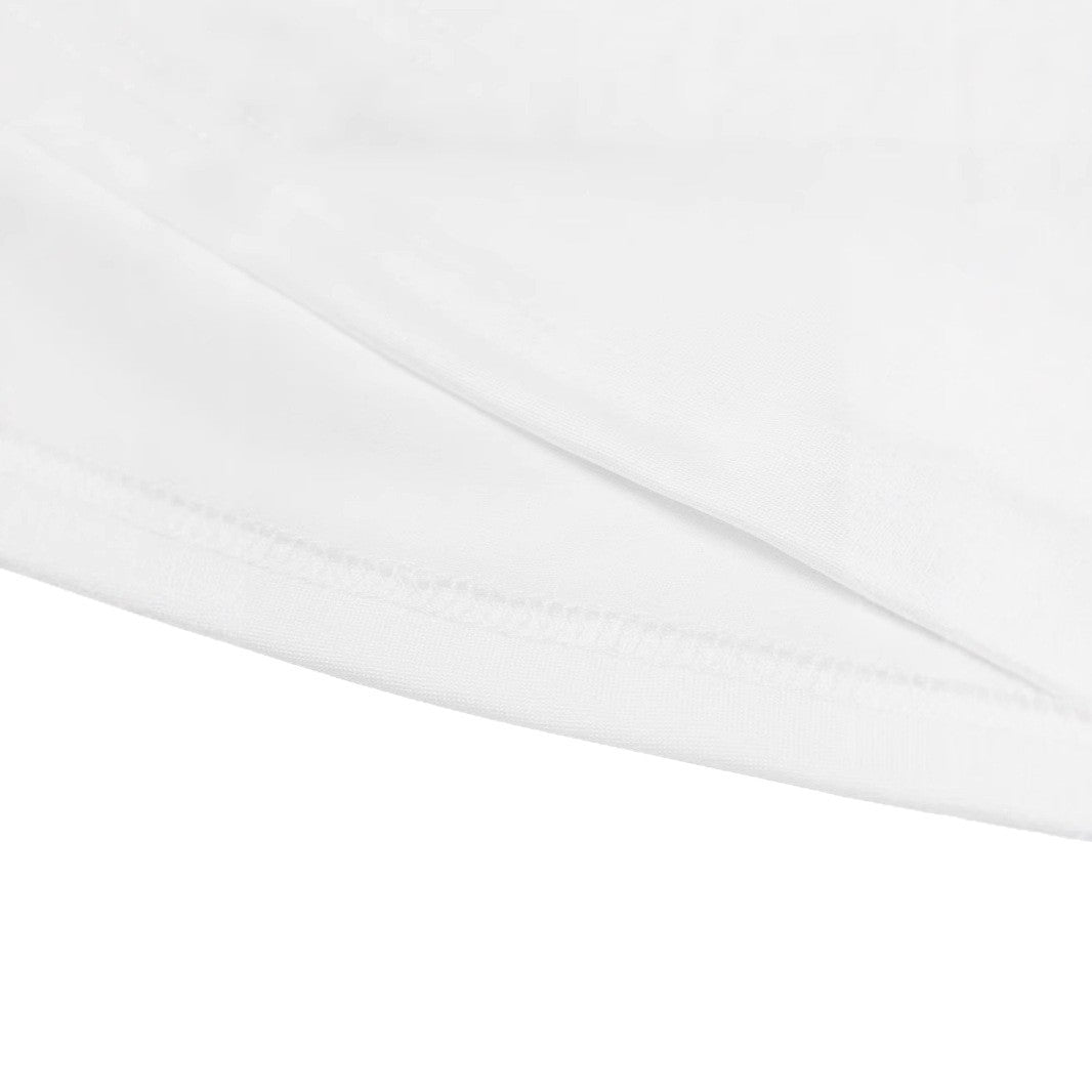 Dame figurnær Crop-T-skjorte laget av pustende materiale Skjora