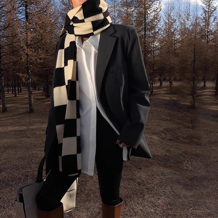 Dame mode skjorte med oversized snitt og elegante mansjetter Skjora