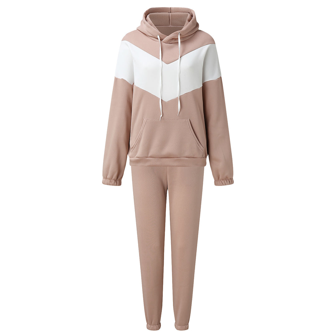 Kvinnors sportiga fritidsset med modern hoodie och joggingsbyxor Skjora