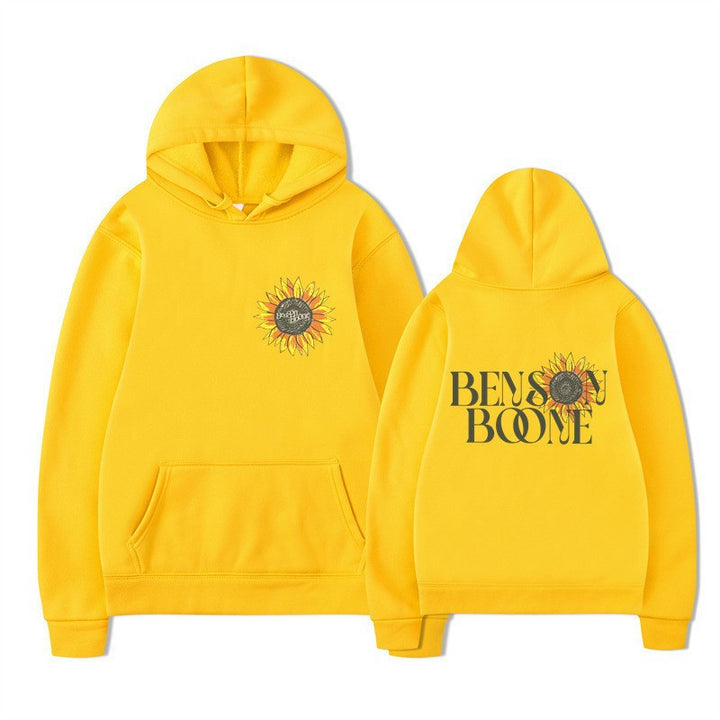 Dame hoodie med blomster grafisk design Skjora