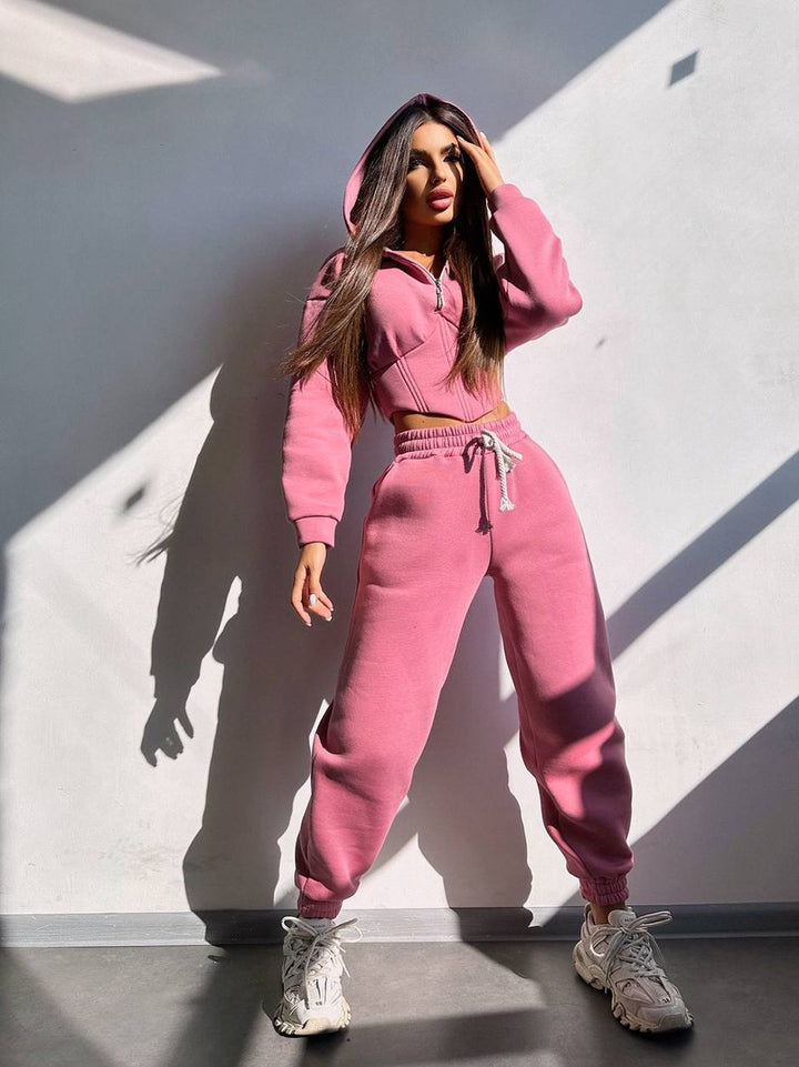Kvinnegens cropped sweatshirt dress med høy krage og justerbar midje Skjora