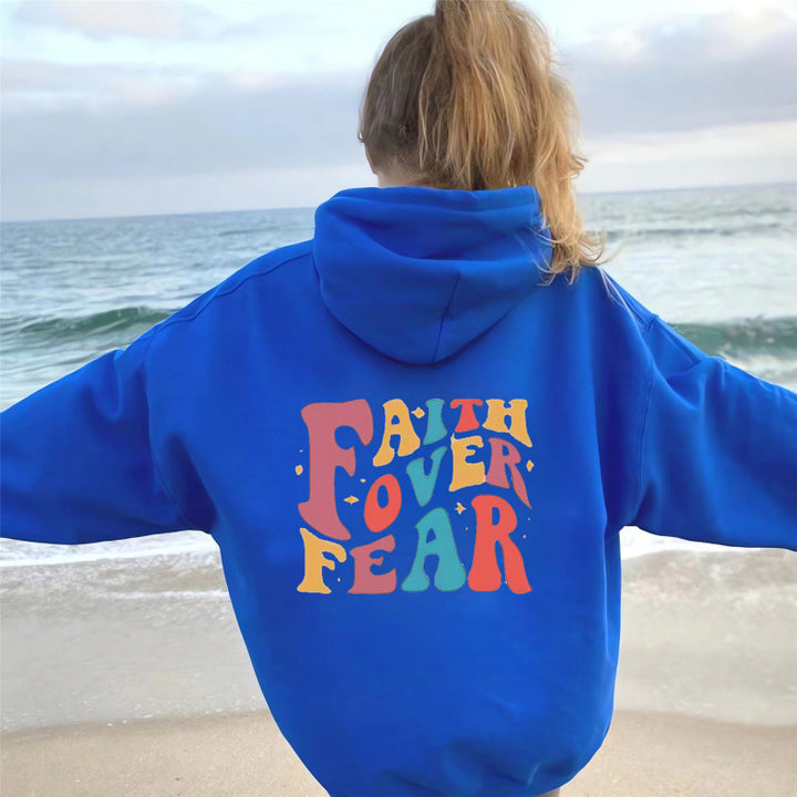 Dame hoodie med kreativ tekst og myk indre fleece Skjora