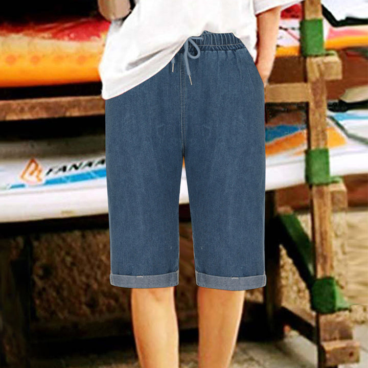 Women's Denim Shorts with Elastic Waist and Relaxed Fit Skjora