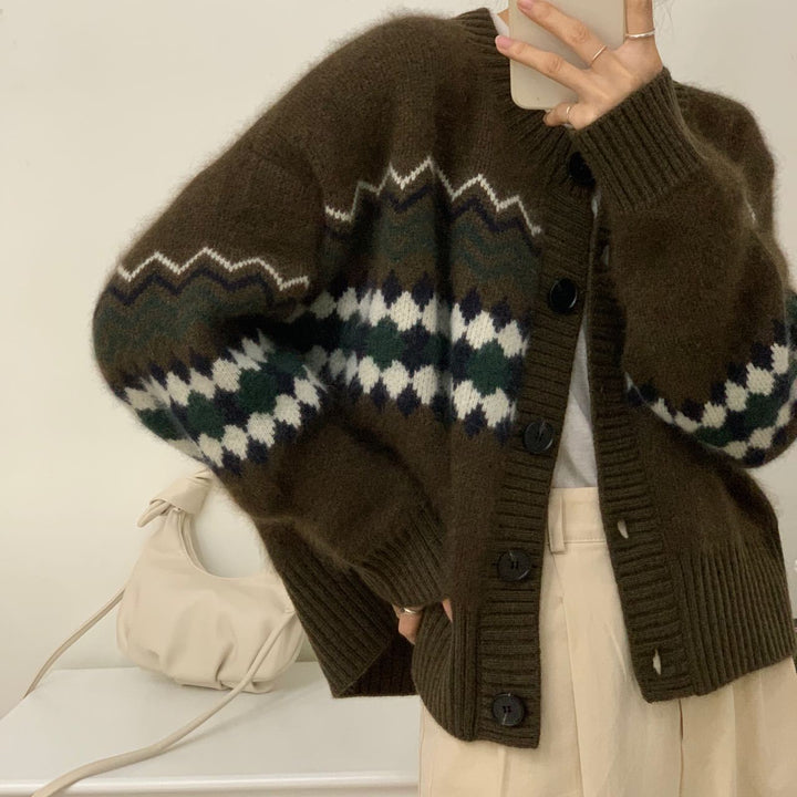 Damer Cozy Strikket Cardigan med Ornamentale Mønstre Skjora