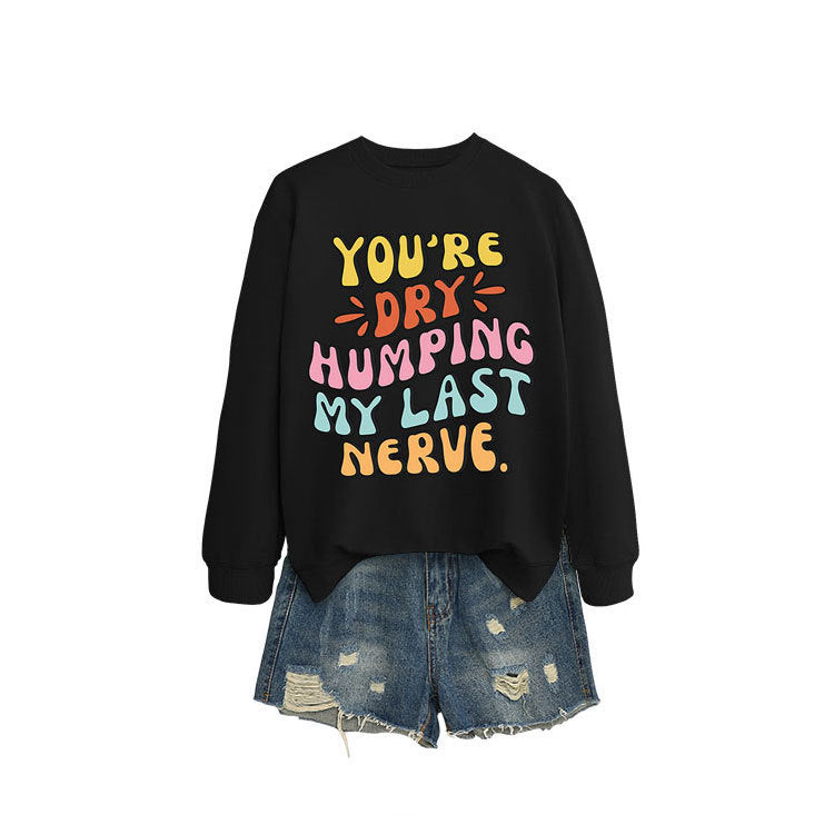 Dame sweatshirt med munter tegneserie slagord og uformell snitt Skjora