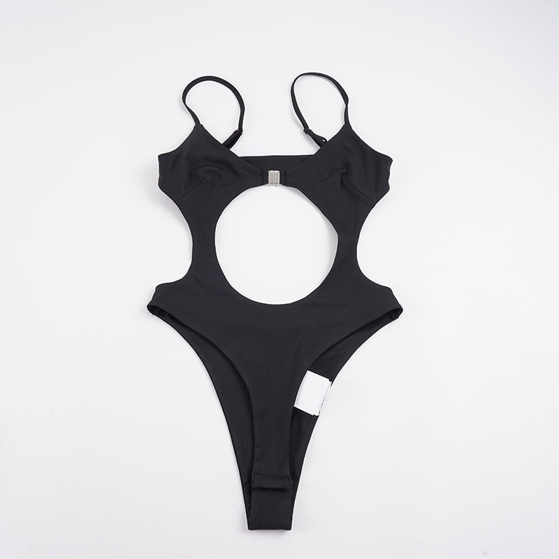 Dame badedrakt med unikt cut-out-design og justerbare stropper Skjora