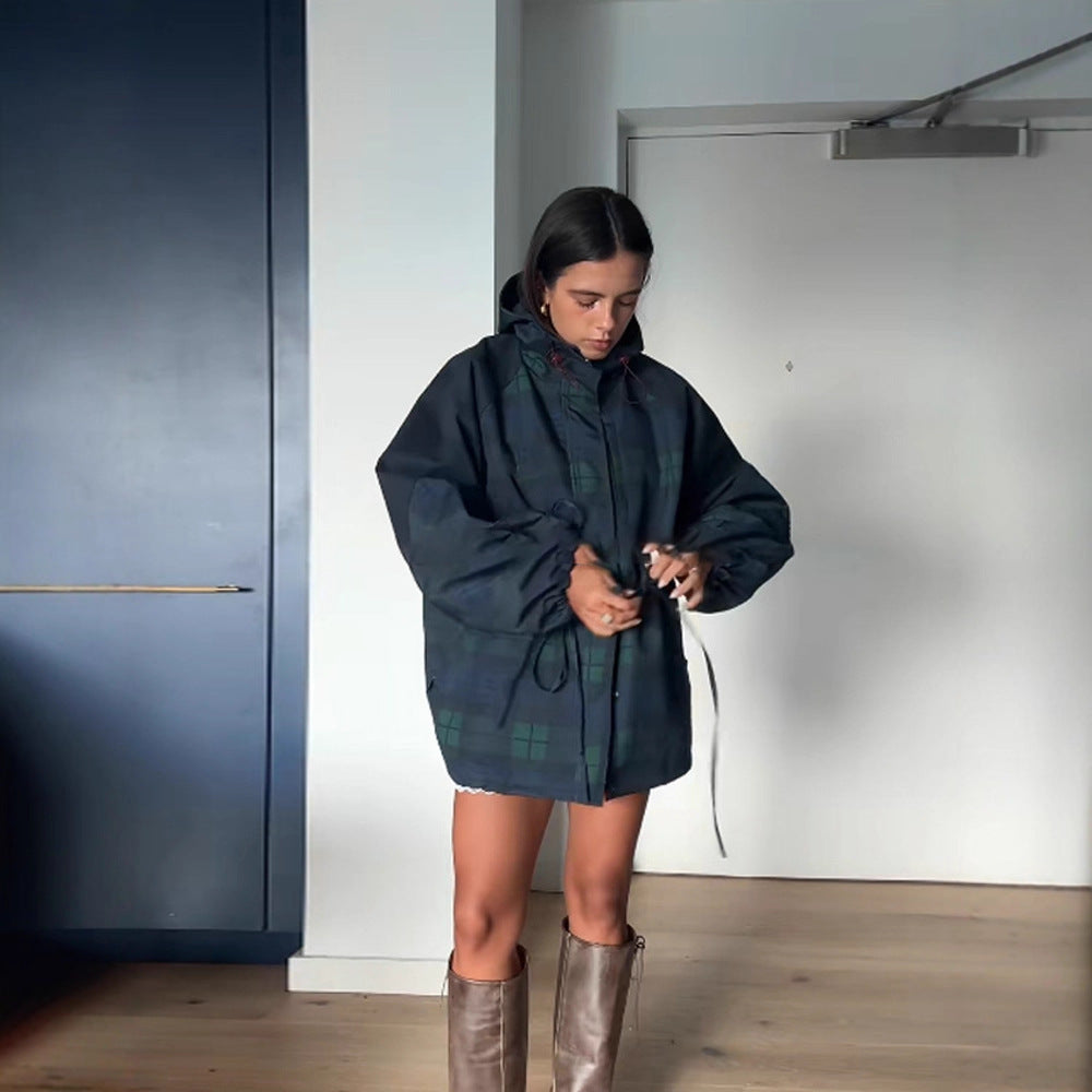 Kvinne casual jacket med trendy rutemønster og justerbart belte Skjora