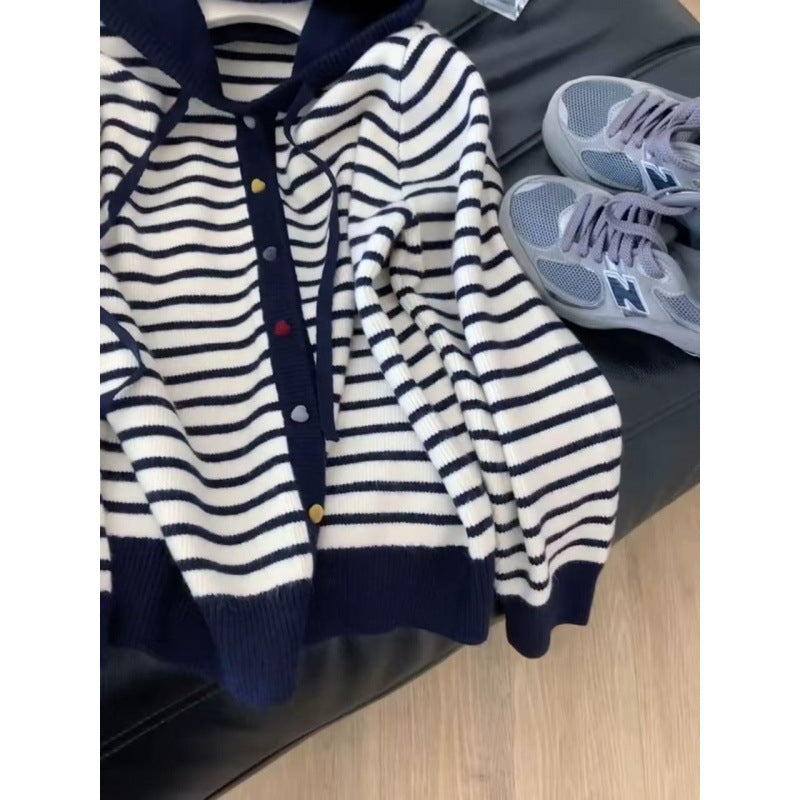 Dame hoodie cardigan med stripete design Skjora