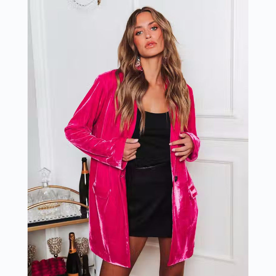 Kvinne Elegant Velour Cardigan med Casual Snitt og Praktiske Lommer Skjora