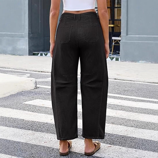 Bredde jeans for kvinner med høyt liv og praktiske lommer Skjora