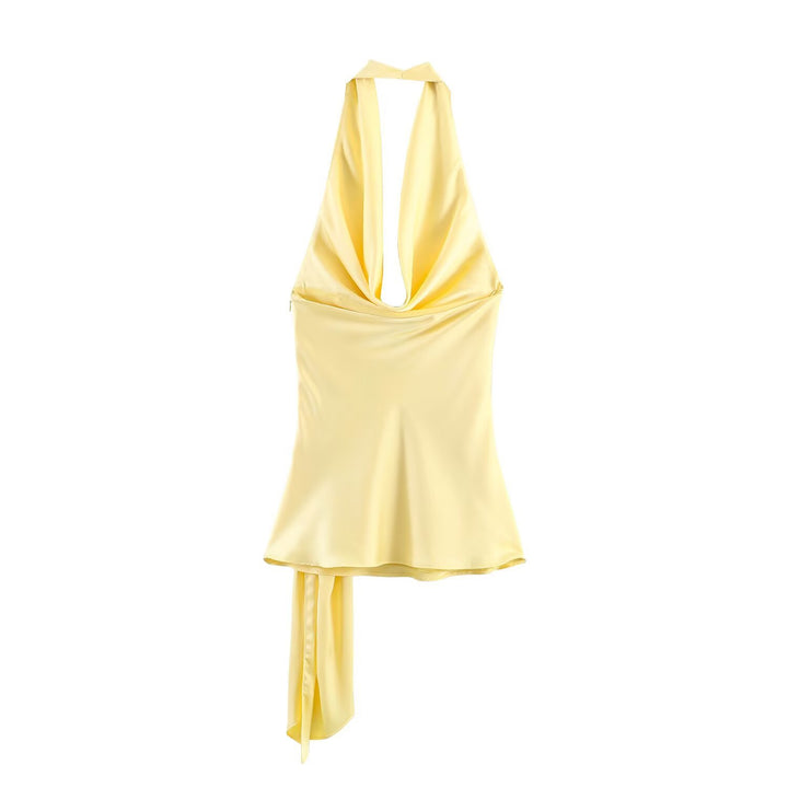 Dame haltertop med elegant viklemne og flytende satinfinish Skjora