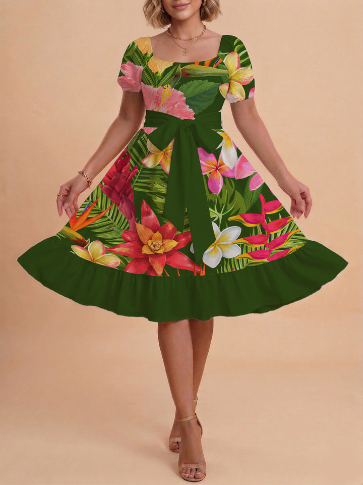 Damen modernes Blumenkleid mit elegantem Taillengürtel und asymmetrischem Saum Skjora